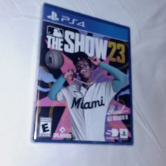 MLB The Show 23/ WWE 2K23 Game Bundle - PS4